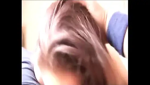 Esmer amatör bebek yarak emmek zevk alıyor