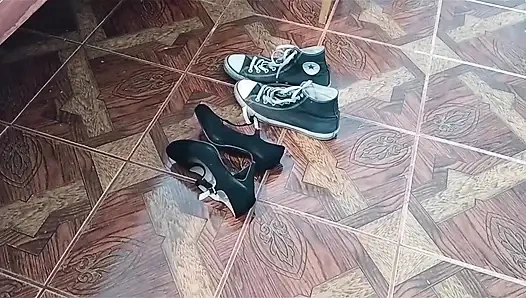 Üvey Oğulla Tabu Gecesi: Yatağın Yanındaki Kıyafetler, Kaşık Seksi, Dört Ayak Üstünde, Misyoner. Ve Göğüsleriyle Bitiyor