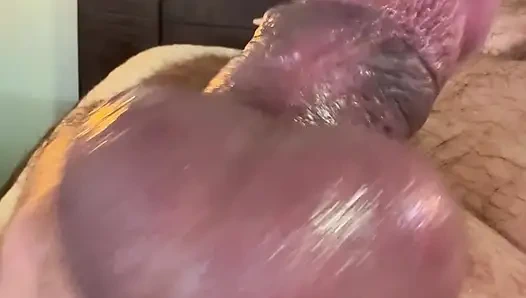 Pompalanan dev ve yüzünün sikilmesini çok istiyor