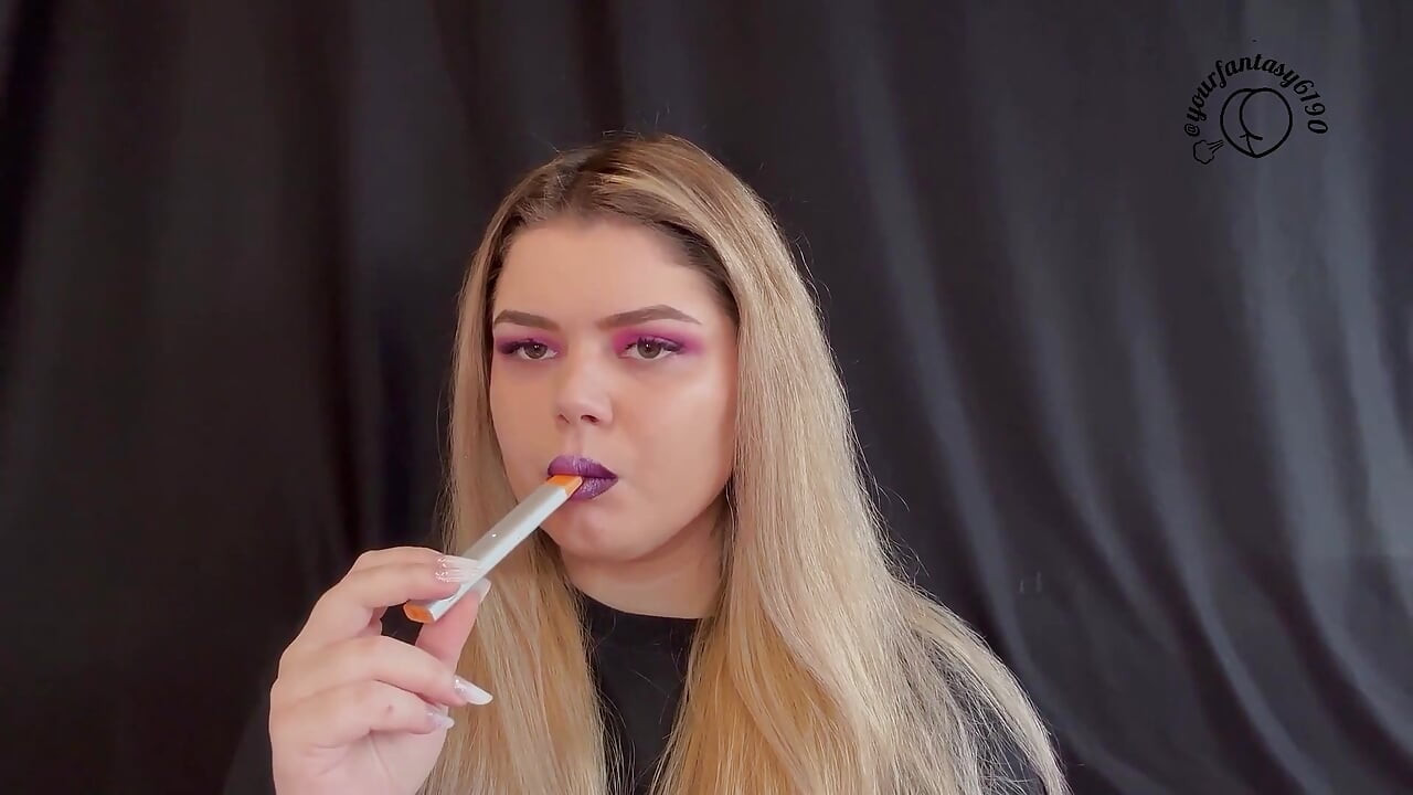 Velvet Vixen: sigara içme baştan çıkarma