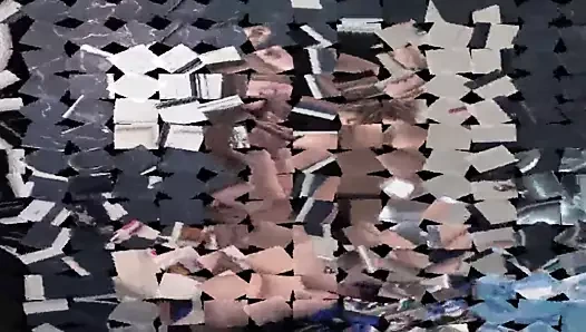 Pixxy, Amerikalı kıllı bir kızdan 3 kısa hikaye