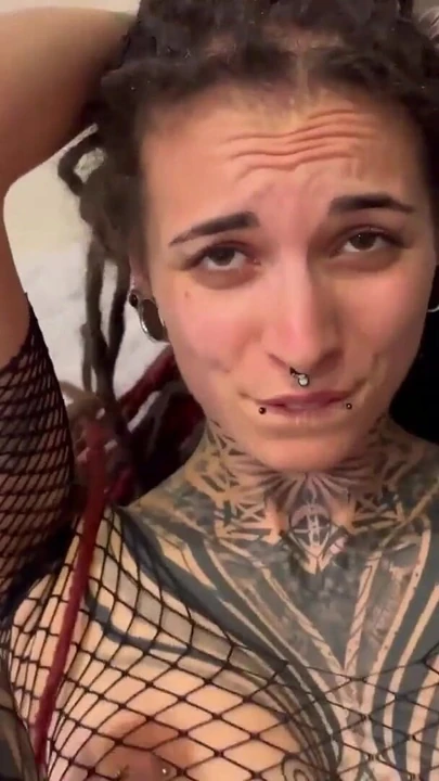 Обязательный для просмотра момент от "Перелив киски.. самая большая порция спермы, которую я когда-либо получал."