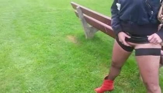 Olgun milf aşk için fışkırtma dışında