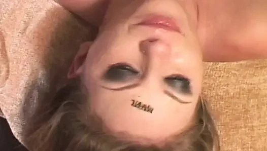 Fransız erkek delisi iki yarakla yüzünü sikiyor