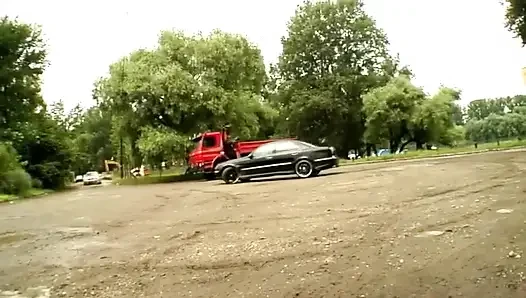 Asya deville götü Frank Mallone, lauro giotto ile çifte penetrasyonla sikiliyor: açık havada, doğal, Asyalı, yutma.
