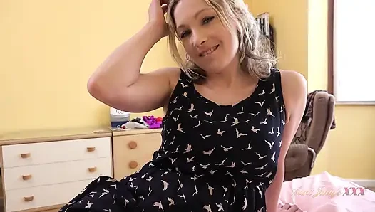Auntjudysxxx - büyük memeli orta yaşlı seksi ev sahibiniz prenses Anna seni orta yaşlı seksi kadın pornosu izlerken yakalıyor