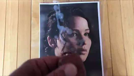 Jennifer Lawrence'a haraç