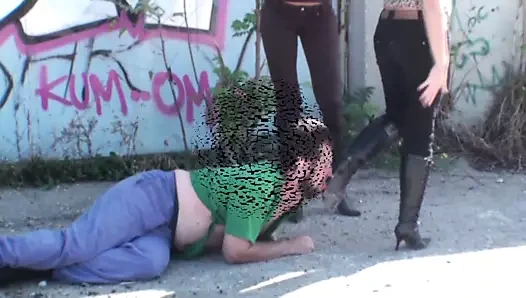 Balkan velet kızlar – açık havada çizme hakimiyeti