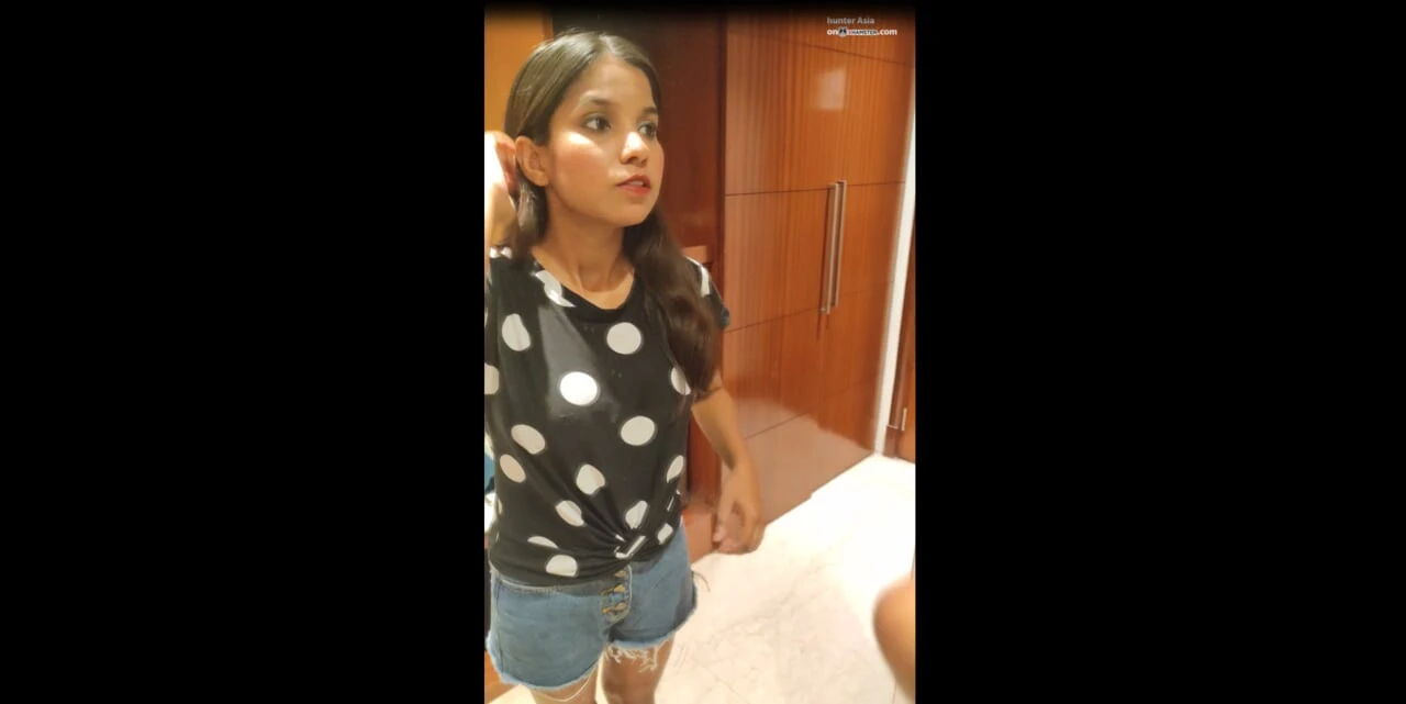 Exclusive: She Getting Ready For Party But I Fucked Her And Cum On Her Belly Hunter Asia (4K Ultra) - Canada Special