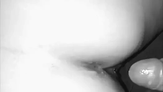 Mastürbasyon benim yüklü çük arasında onu dudakları