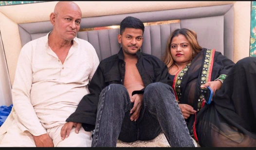 Old man hard thresome sex with dwsi bhabhi and girl..