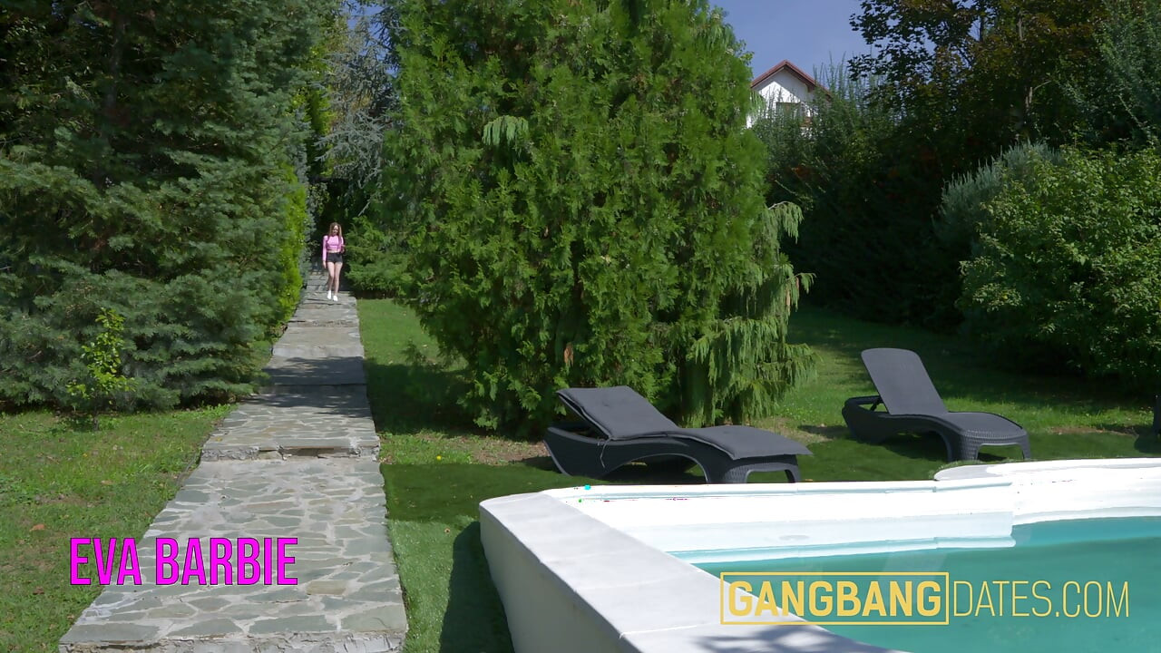 Eva Barbie Deepthroat Sonrası Sert BBC Anal Alıyor