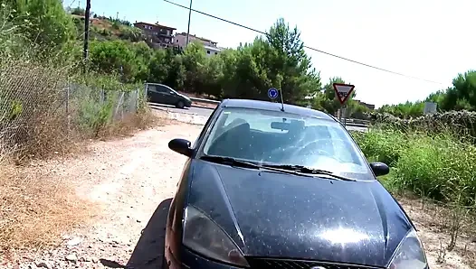 Ateşli sarışın ve yaramaz esmer sert sikişiyor - oral seks ve vahşi binme