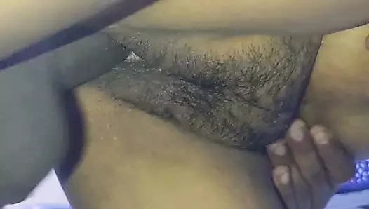 Puja 9088 kocasının arkadaşıyla üçlü seks