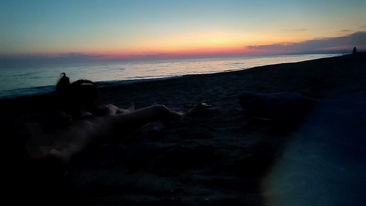 Exhibitionist Wife Milf Risky Public Blowjob Big Cock Maspalomas Nude Beach Voyeur Cum MissCreamy
