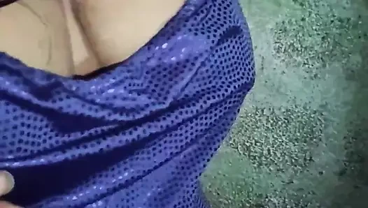 Hintli üniversite öğrencileri domaltarak sikişiyor