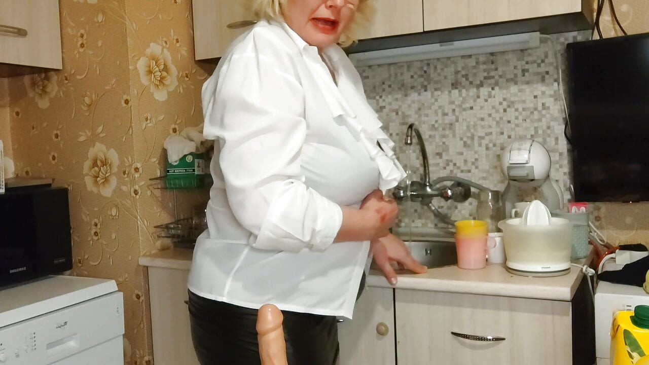 Bulaşık yıkarken