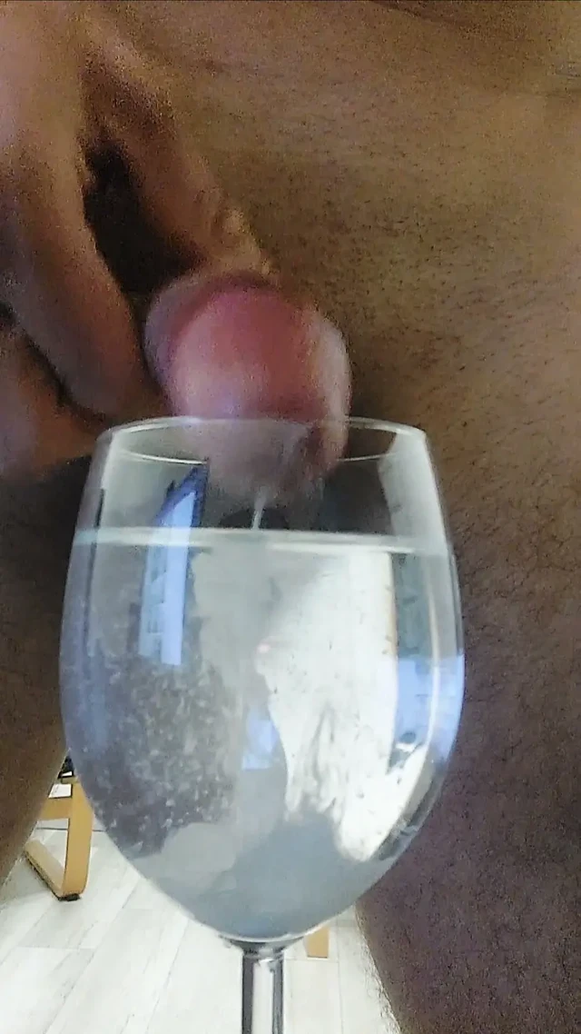 sperm swimming