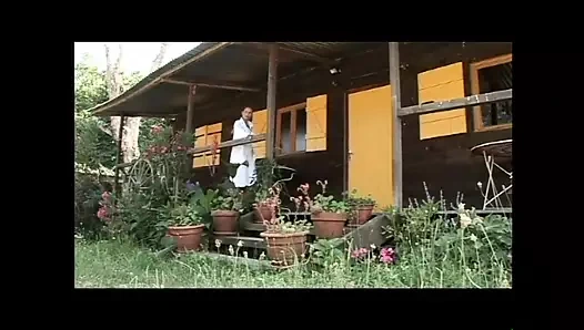 Il Caldo Impegno della Crocerossina (Full Movie)