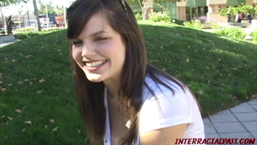 Dik milf sürülmüş tarafından büyük siyah çük