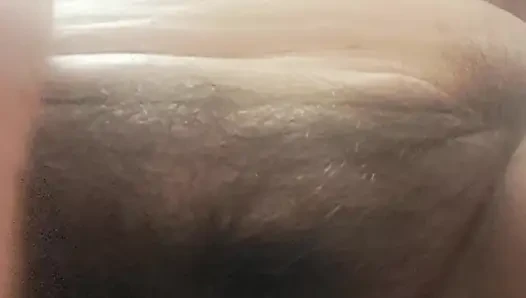 Mom plays with her fingers in her juicy vagina after urinating