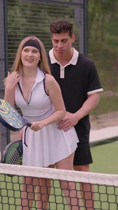 Private com - Una Fairy, bir Padel oyununun yeterli olmadığını düşünüyor, ayrıca anal istiyor | Bölüm 1
