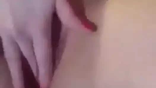 Rumen milf mastürbasyon yapmak