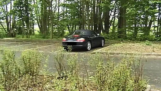 Güzel Fransız bebek götünde yarak ve yüzünde spermin tadını çıkarıyor