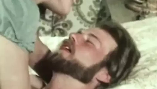 Tamamen aç, klasik bayanım!