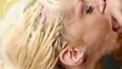 nine olsun sıçrama içinde içinde yüz bakımı