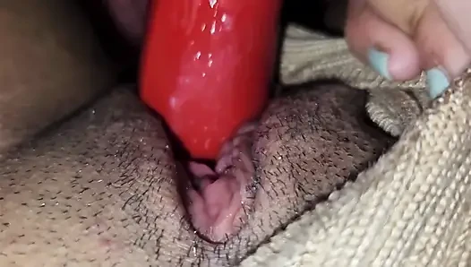 Powerful toy that eats, my pussy, it reached heaven and gives me an orgasm