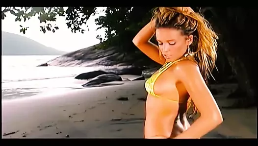 Gisele prodo tropikal bir ortamda yüzüne boşalıyor