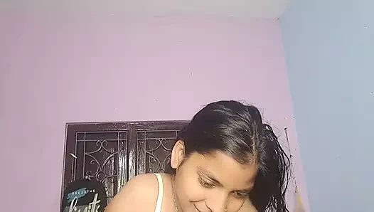 Mera ek girlfriend ke sath Mera bedroom per chuda in Indian village Fucking