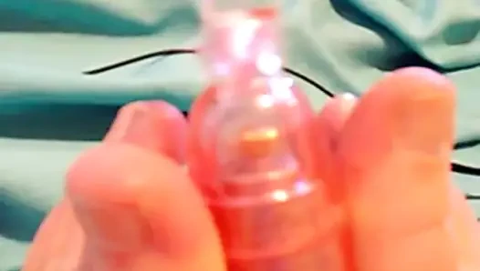 ayaklarımın arasında klitoris vibratör