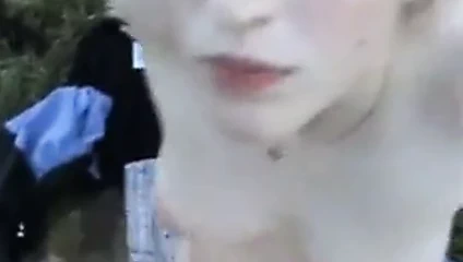 amatör Siktir et üzerinde çimen