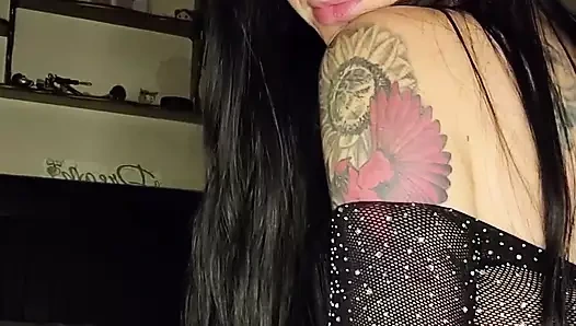 Vücuda tapma ve aşağılama.