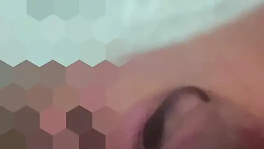 Masum pinay evli kadın iyi sakso çekmeye çalışıyor