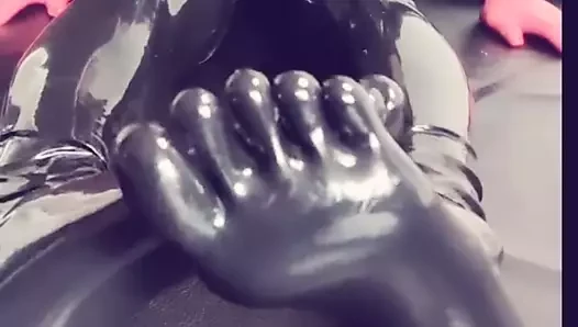 Seksi solo lateks ayak fetiş uygulaması