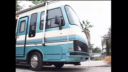 Sürtükler yarak arıyor - bölüm 5