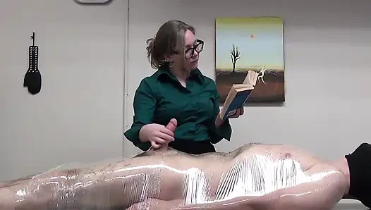 Bossy Shelby Volume1 başrolde Shelby Montgomery