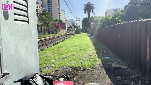 Halkın Içinde Seks! Tren Raylarında!