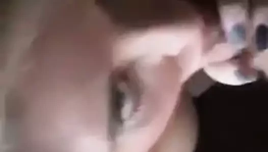 sarışın tombul seviyor emme benim horoz