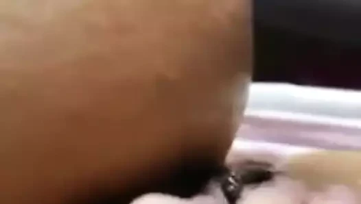 Sri lankan sıcak eş masturbates