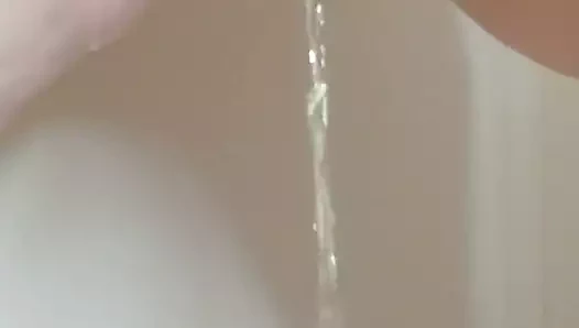 Bbw peeong içinde the duş