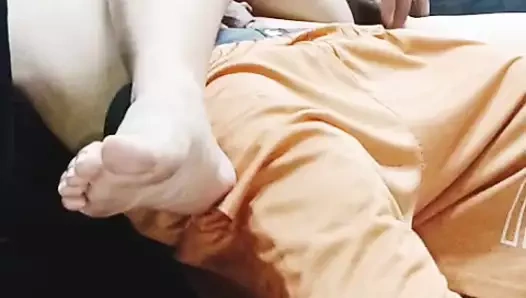 Gusto talaga kamayin muna bago tirahin.