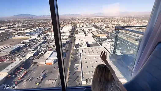 Good views, great fucking, incredible creampie