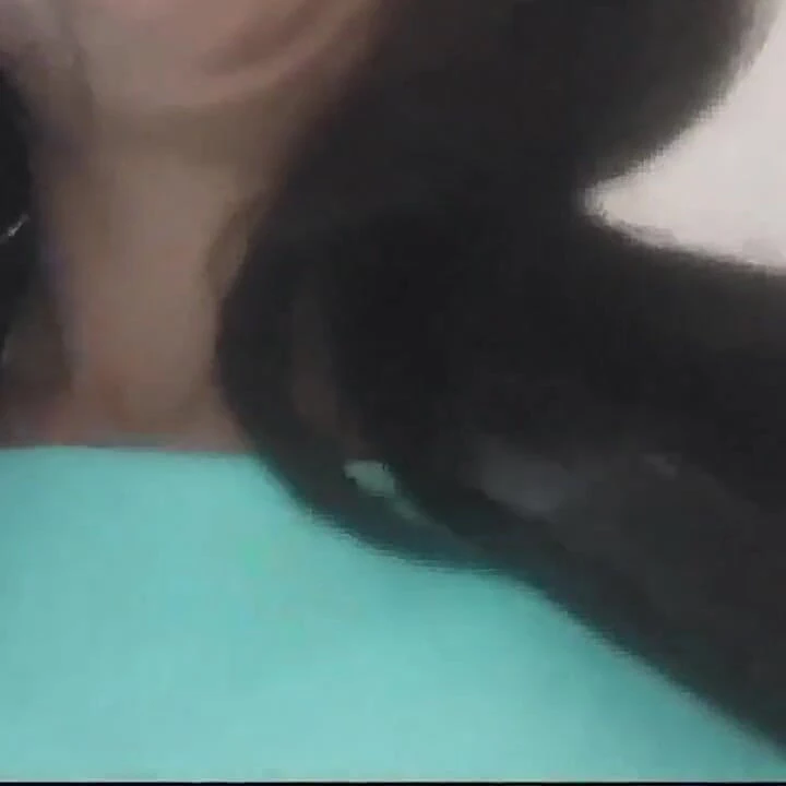 Master! Kölenin yarağa ihtiyacı var