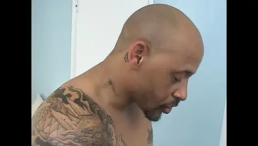 Afrikalılar Kadınlarının Vajinasına Derinlemesine Giriyor!! - (bölüm #01)