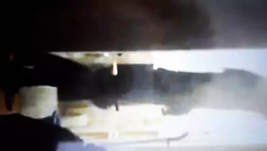 Uzun boylu Alman kadınlar striptiz yaptı