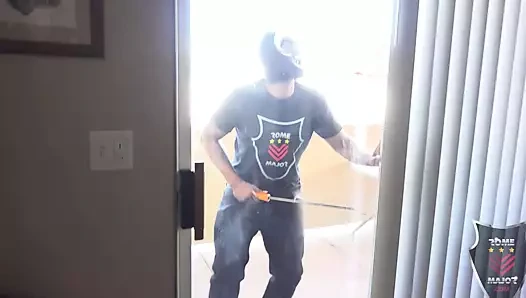 Sert aygır roma majör maddeler nadia white'ın tüylü kedi!